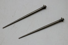 Load image into Gallery viewer, PAIR OF BANSHEE NEEDLES WITH C-CLIPS
