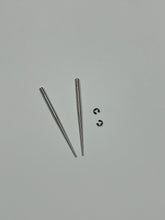 Load image into Gallery viewer, PAIR OF BANSHEE NEEDLES WITH C-CLIPS
